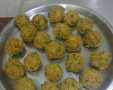 A picture of step 2 of Moong daal and matar kachori.