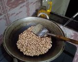 Foto langkah ke 1 dari resep Kue Kacang.