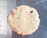 Gambar langkah 3 resipi Fruit scones.