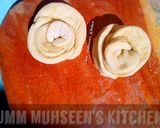 A picture of step 9 of Rose bread.