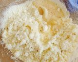 A picture of step 3 of Laziza Rass Malai 😋😋.
