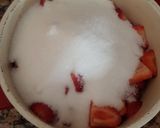 صورة لخطوة 2 من وصفة مربى الفراولة 🍓🍓