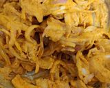 A picture of step 4 of Onion Cheese Pakoda.
