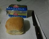 Foto del paso 1 de la receta: Pan con manteca fácil y rápido