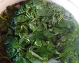 Foto langkah ke 3 dari resep Sayur Bening Bayam-Kemangi.