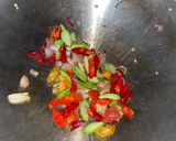 Foto langkah ke 3 dari resep Oseng Baby Cumi Terong Pete.