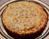 Foto del paso 7 de la receta: Quiche de jamón, muzzarella y roquefort con "masa" de coliflor