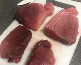 Foto del paso 1 de la receta: Bonito encebollado al vino