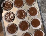 Foto langkah ke 8 dari resep So Moist Chocolate Muffins.