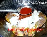 A picture of step 3 of Tasty chicken leg piece.