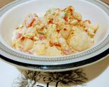 A picture of step 4 of Dahi Phulki chaat.