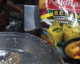बेसन की पापड़ी (besan ki papadi recipe in Hindi) रेसिपी चरण 1 फोटो