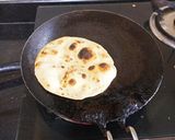 A picture of step 7 of Lasooni Palak Paneer With Garlic Naan.