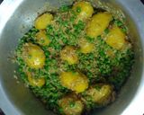 A picture of step 3 of Vegetable pilau.