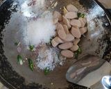 Foto langkah ke 5 dari resep Mie Keriting Cabai Hijau.