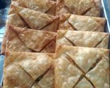 Foto langkah ke 4 dari resep Martabak Mini (Telur,Sosis, Wortel,Timun,Cabe)✓.