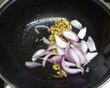 A picture of step 7 of Rava Masala Dosa.