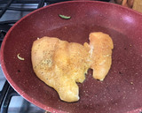Foto del paso 3 de la receta: Pollo encebollado a la sonorense