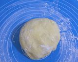 Foto langkah ke 3 dari resep Korean creamcheese garlic bread (plain bun only).