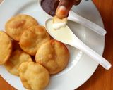 A picture of step 3 of Milk Crackers.