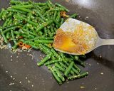 Foto langkah ke 3 dari resep Tumis Kacang Panjang Vegan.