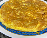 Foto del paso 6 de la receta: Tortilla de patatas rellena de jamón y queso