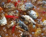 Foto langkah ke 3 dari resep Asam Manis Pedas ikan pindang Lajang.