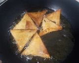 A picture of step 6 of Chicken and vegetables samosa ♥️.