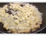 Foto del paso 4 de la receta: Lombarda con manzana, pasas y piñones