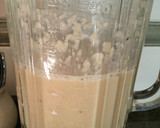Foto del paso 4 de la receta: Licuado de Plátano, manzana y galletas.