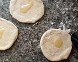 A picture of step 3 of Pastry spring rolls.