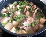 Hình bước làm 5 của món Canh Khoai Sọ Ninh Sườn