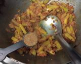 A picture of step 9 of Patya little eel fish gravy.