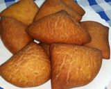 A picture of step 7 of Mahamri / Maandazi.