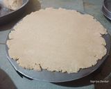 A picture of step 2 of Wheat flour shankarpali.