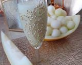 A picture of step 3 of Melon juice.