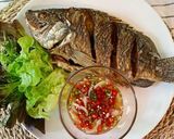 A picture of step 4 of 🧑🏽‍🍳🧑🏻‍🍳How To Fry The Perfect Crispy Fish Serve with Thai Chili Fish Sauce |ThaiChef Food.