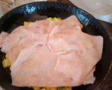 Foto del paso 4 de la receta: Tortilla de papa rellena de paleta y queso