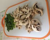 Foto del paso 1 de la receta: Salteado de Moyoshi (broto) con Champiñones y vegetales