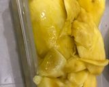 A picture of step 1 of Mango Ice Cream.