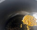#दाल सब्ज़ियाँ फैंसी खिचड़ी (साथ दाल ब्रेड) रेसिपी चरण 4 फोटो