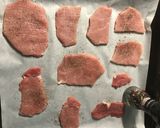 Sütőben sült sajtos-fűszeres sertéskaraj recept fázis 1 fotója