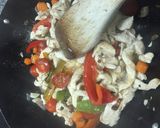Foto del paso 8 de la receta Pollo de fajitas al curry para cena con amigos 🎉💃🏻🕺