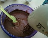 Foto langkah ke 3 dari resep Muffin coklat :).