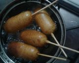 Foto del paso 4 de la receta: Hot dog de salchichas y mozzarella sin harina