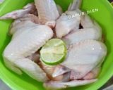 Foto langkah ke 1 dari resep Chicken Wings Teriyaki.