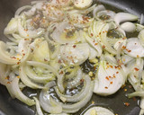 Foto del paso 2 de la receta: Merluza con gambas
