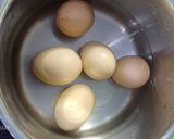 Hình bước làm 2 của món Bầu um trứng gà lộn