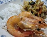 Foto langkah ke 6 dari resep Udang Asam Manis praktis.