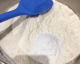 A picture of step 2 of Marble cake.